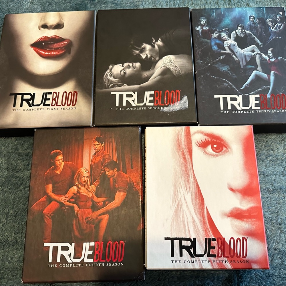 True Blood complete Seasons 1-5 DVD